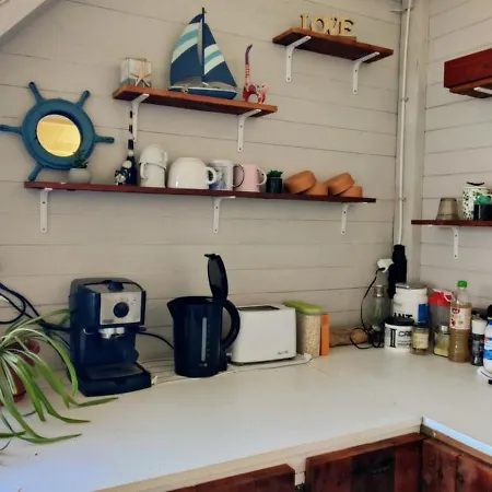 Campsite яката каравана